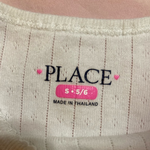 Basic white topic - Picture 3 of 3